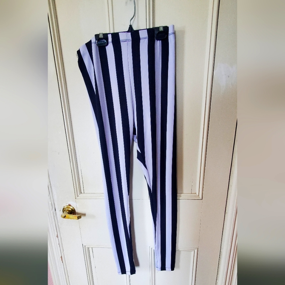 Beetlejuice/Pirate/Witchy leggings